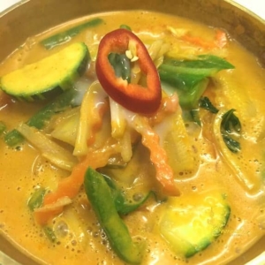 YELLOW CURRY VEGETABLES